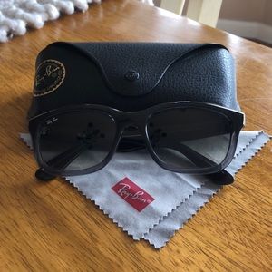 Ray-Ban Women’s Gray Sunglasses